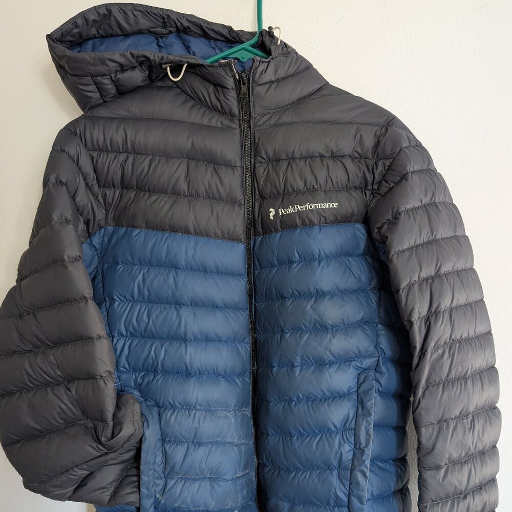 *SOLD* Peak Performance Frost Down Jacket